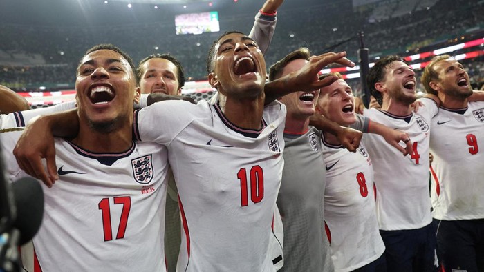 Bermain dengan 10 Orang, Inggris Tunjukkan Mental Juara untuk Tumbangkan Meksiko