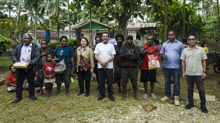 Wakil Ketua DPD RI Terima Aspirasi Pengungsi Puncak Papua Tengah, Soroti Perlunya Percepatan Penanganan